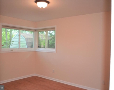 3809 Whispering Lane - Photo Thumbnail 33