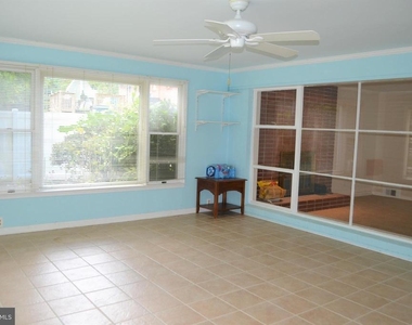 3809 Whispering Lane - Photo Thumbnail 10