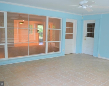 3809 Whispering Lane - Photo Thumbnail 11