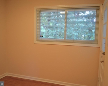 3809 Whispering Lane - Photo Thumbnail 39
