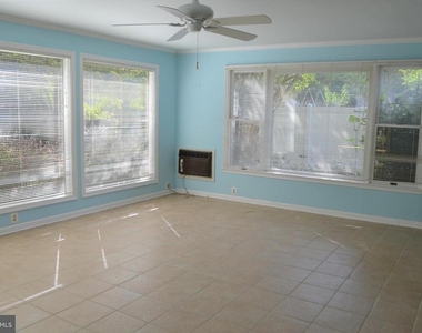 3809 Whispering Lane - Photo Thumbnail 9