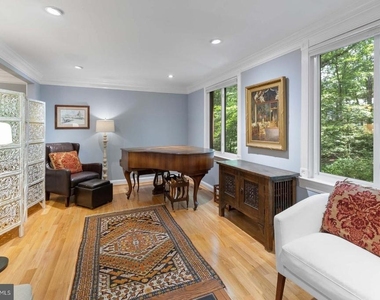 5818 Oak Ladder Court - Photo Thumbnail 16
