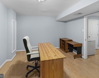 5818 Oak Ladder Court - Photo Thumbnail 6