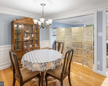 5818 Oak Ladder Court - Photo Thumbnail 10