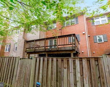 8207 Cedar Landing Court - Photo Thumbnail 43