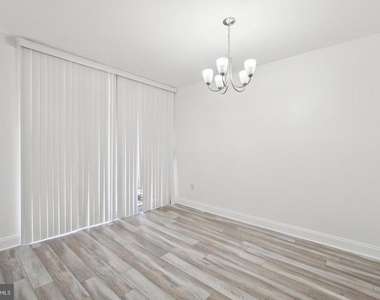 2059 Huntington Avenue - Photo Thumbnail 8