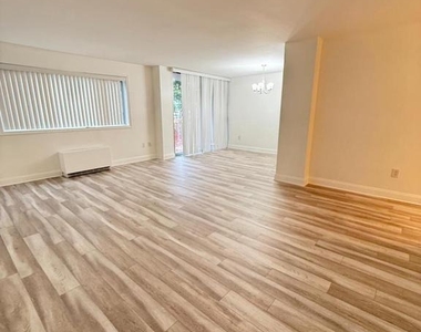 2059 Huntington Avenue - Photo Thumbnail 5