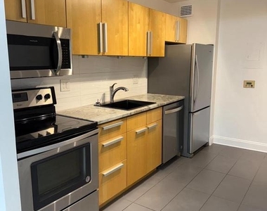 2059 Huntington Avenue - Photo Thumbnail 10