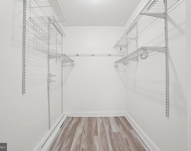 2059 Huntington Avenue - Photo Thumbnail 26