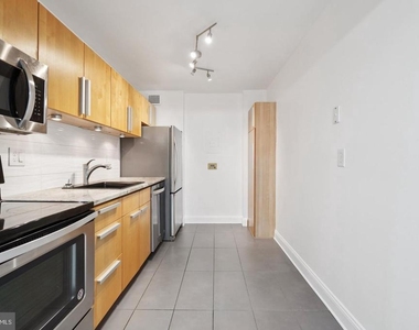 2059 Huntington Avenue - Photo Thumbnail 11