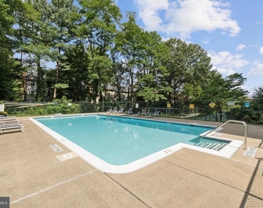 2059 Huntington Avenue - Photo Thumbnail 31