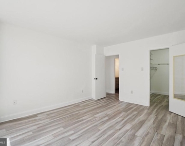 2059 Huntington Avenue - Photo Thumbnail 24