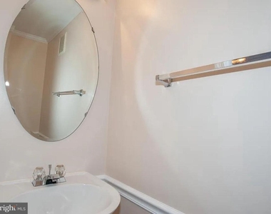 6380 Michael Robert Drive - Photo Thumbnail 4