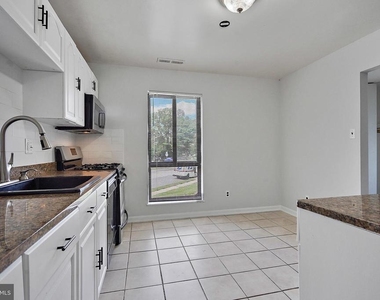 6351 Rockshire Street - Photo Thumbnail 11