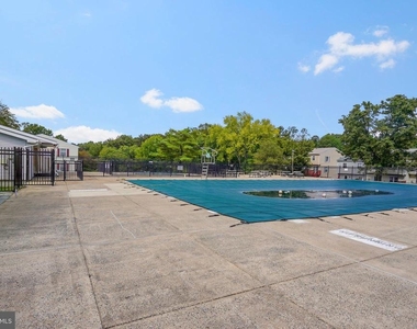 6351 Rockshire Street - Photo Thumbnail 32