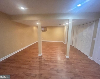 140 Lexington Court - Photo Thumbnail 17
