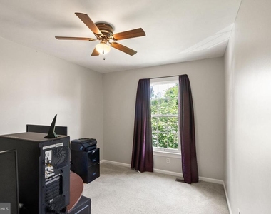 711 Acorn Court - Photo Thumbnail 15