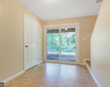 128 Kings Mill Drive - Photo Thumbnail 22