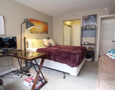 1200 Braddock Place - Photo Thumbnail 16