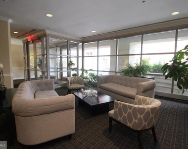 1200 Braddock Place - Photo Thumbnail 1