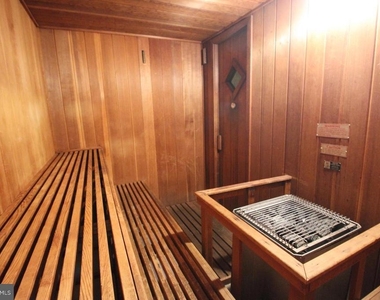 1200 Braddock Place - Photo Thumbnail 20