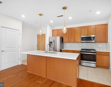 181 Reed Avenue E - Photo Thumbnail 1