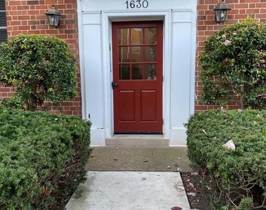 1630 W Abingdon Drive - Photo Thumbnail 1
