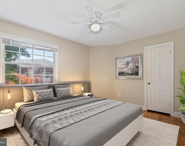 1630 W Abingdon Drive - Photo Thumbnail 13
