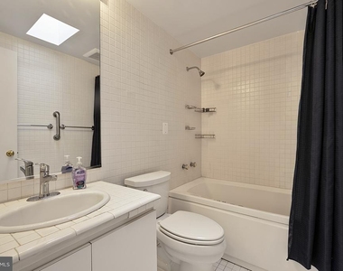 1021 Arlington Boulevard - Photo Thumbnail 12