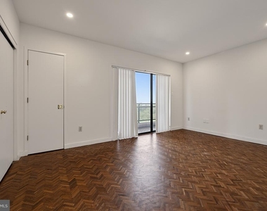 1021 Arlington Boulevard - Photo Thumbnail 15
