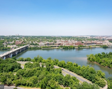 1021 Arlington Boulevard - Photo Thumbnail 64