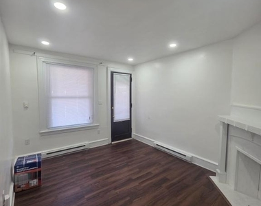 5820 Lansdowne Avenue - Photo Thumbnail 6