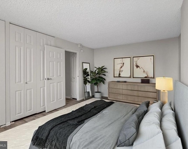 1500 Locust Street - Photo Thumbnail 4