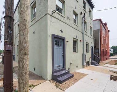 711 W Thompson Street - Photo Thumbnail 13