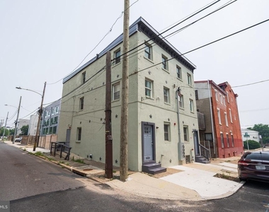 711 W Thompson Street - Photo Thumbnail 15
