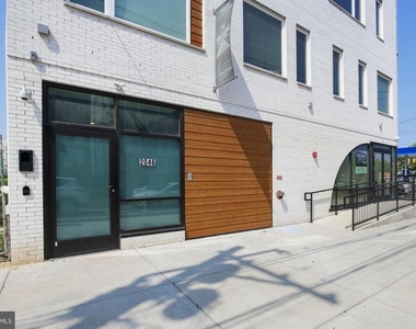2046 E Lehigh Avenue - Photo Thumbnail 26