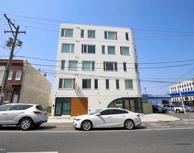 2046 E Lehigh Avenue - Photo Thumbnail 27