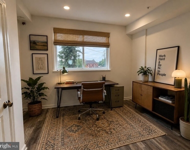 1219 W Butler Street - Photo Thumbnail 6