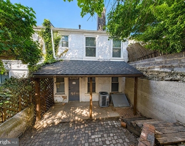 5233 Ridge Avenue - Photo Thumbnail 11