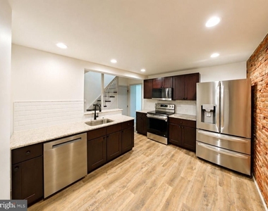 5233 Ridge Avenue - Photo Thumbnail 1