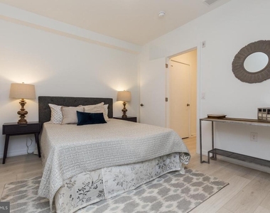 1236 N Taney Street - Photo Thumbnail 5