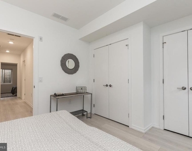 1236 N Taney Street - Photo Thumbnail 6