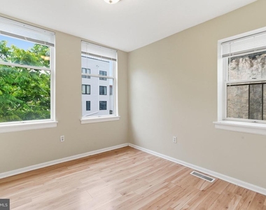 1817 N Gratz Street - Photo Thumbnail 23