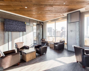 2121 Market Street - Photo Thumbnail 13