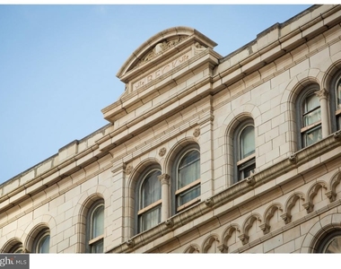 701-1 Sansom Street - Photo Thumbnail 4