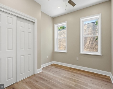 865 N 47th Street - Photo Thumbnail 11
