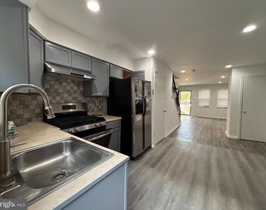 524 N Natrona Street - Photo Thumbnail 35