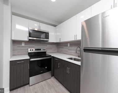 4247 Locust Street - Photo Thumbnail 24