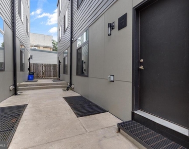 360 Monastery Avenue - Photo Thumbnail 13
