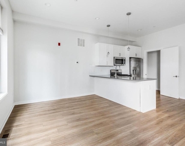 360 Monastery Avenue - Photo Thumbnail 5